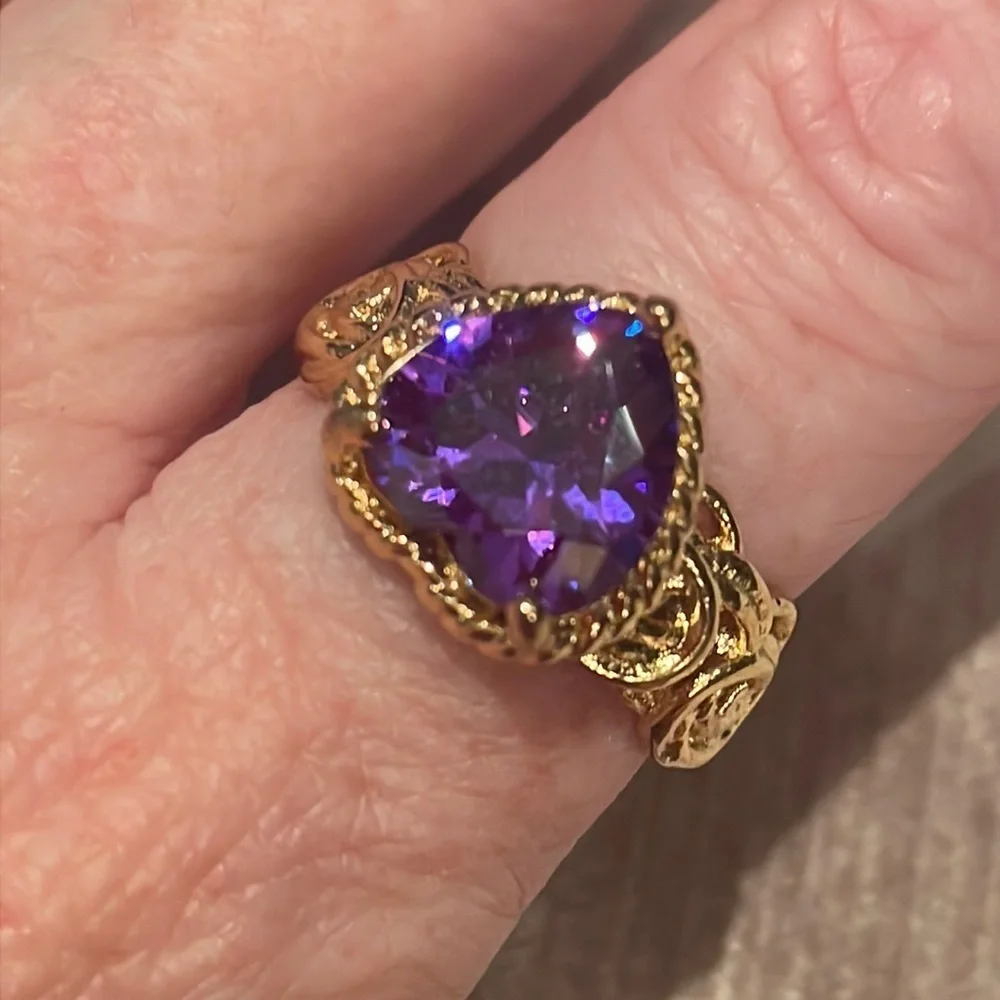 Purple HEART CZ  Diamond RING NWTS - Picture 3 of 7